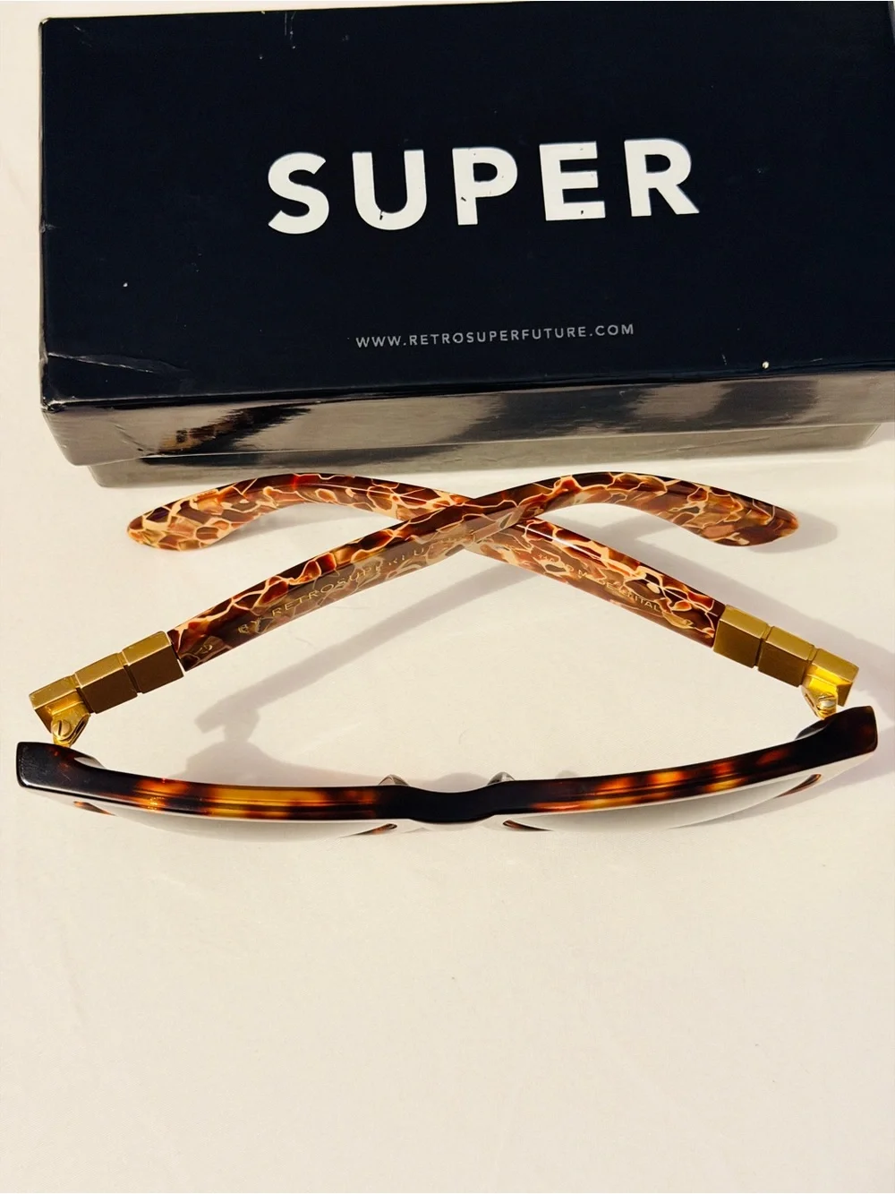 RetroSuperFuture Tortoiseshell Pattern Sunglasses Arm in Brown and Cream